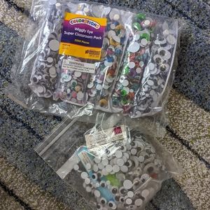 Wiggle eyes for crafting